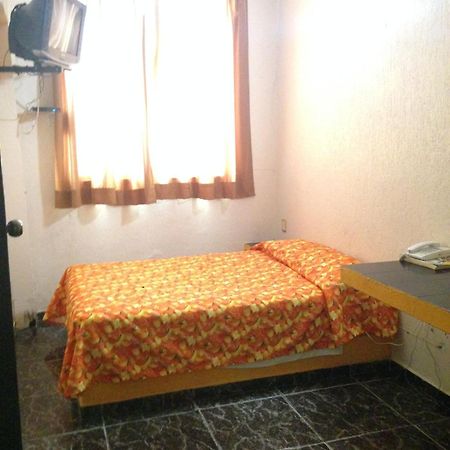 Hotel Moreno Coatzacoalcos Pokoj fotografie